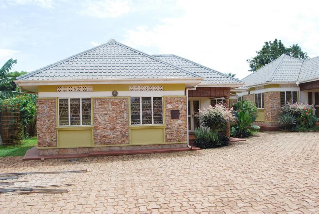 Prestige Resort Cottages Entebbe Exterior photo